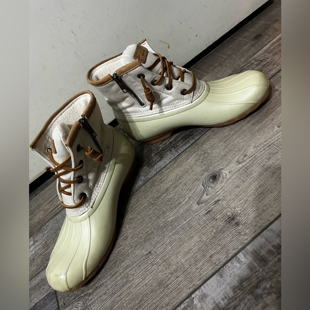 Sperry Saltwater Waterproof Rubber bottom Duck metallic Cream and Tan Duck Boots - Picture 2 of 11